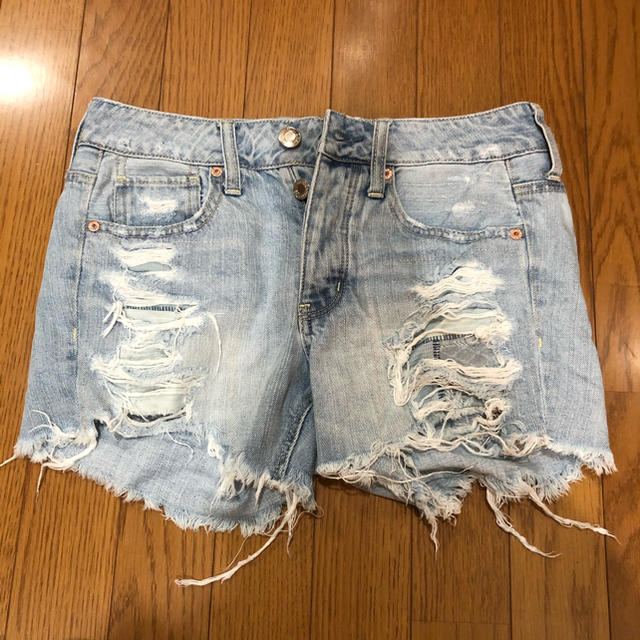 American Eagle(アメリカンイーグル)のアメリカンイーグル　デニムショートパンツ レディースのパンツ(ショートパンツ)の商品写真