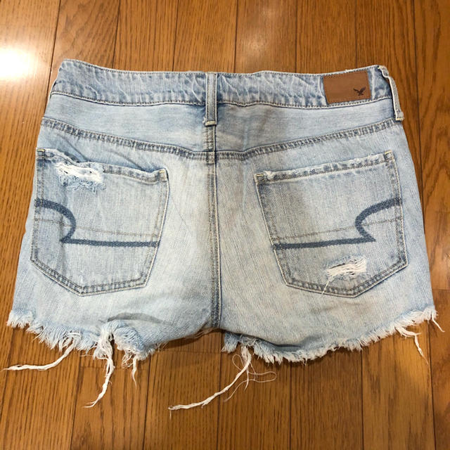 American Eagle(アメリカンイーグル)のアメリカンイーグル　デニムショートパンツ レディースのパンツ(ショートパンツ)の商品写真