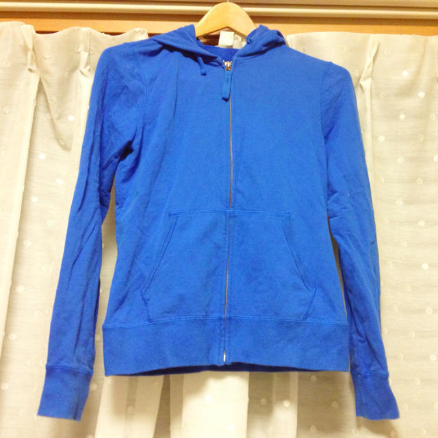 Uniqlo Uniqlo 青 パーカーの通販 By Nov ユニクロならラクマ