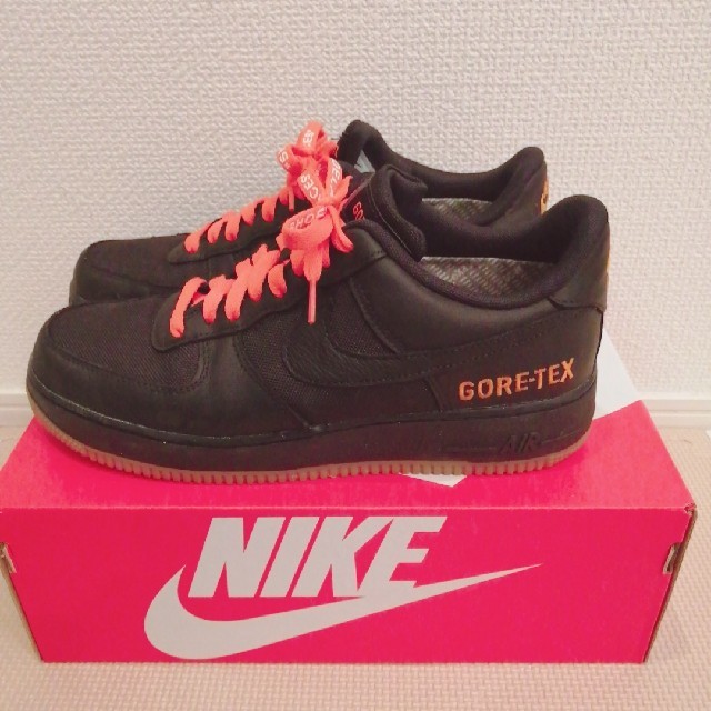 NIKE AIR FORCE 1 GORE-TEX