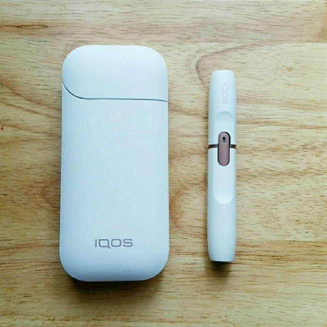 IQOS(アイコス)の専用 メンズのファッション小物(タバコグッズ)の商品写真