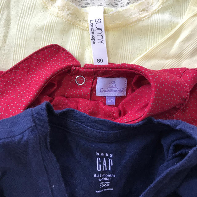 babyGAP(ベビーギャップ)の70、80サイズシャツセット キッズ/ベビー/マタニティのベビー服(~85cm)(シャツ/カットソー)の商品写真