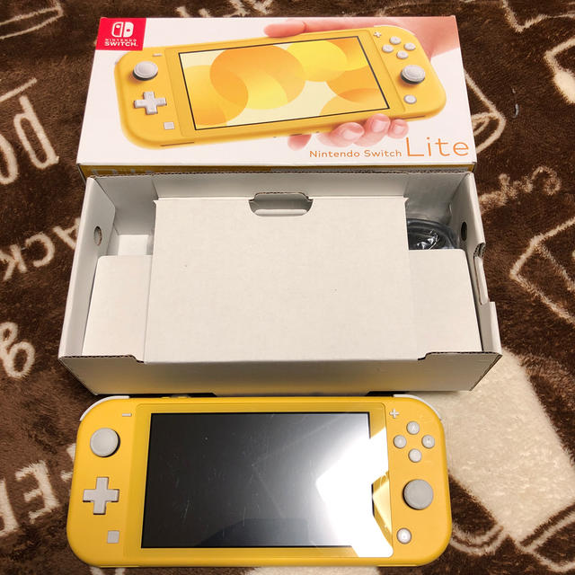 任天堂Nintendo Switch Lite イエロー