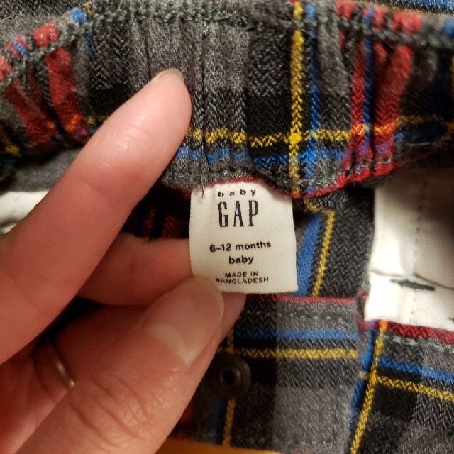 babyGAP(ベビーギャップ)のbabyGAP チェックパンツ ズボン 6～12months キッズ/ベビー/マタニティのベビー服(~85cm)(パンツ)の商品写真