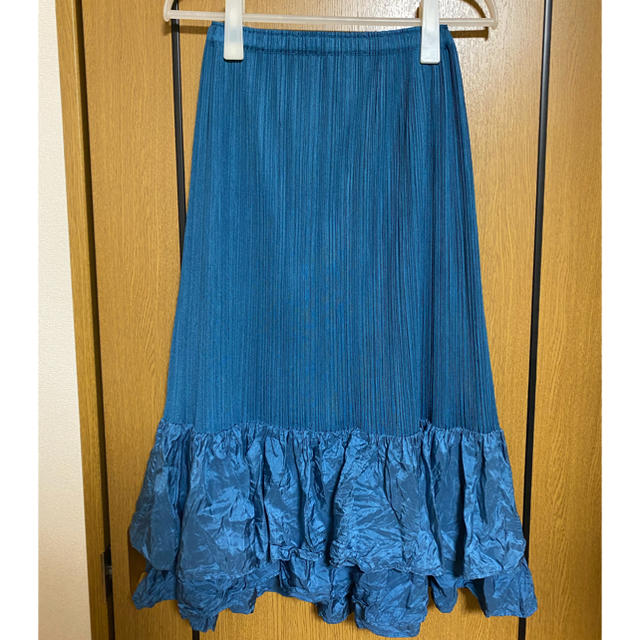 PLEATS PLEASE ISSEY MIYAKE(プリーツプリーズイッセイミヤケ)の【cheery様専用】 pleats please ミディ丈スカート レディースのスカート(ひざ丈スカート)の商品写真