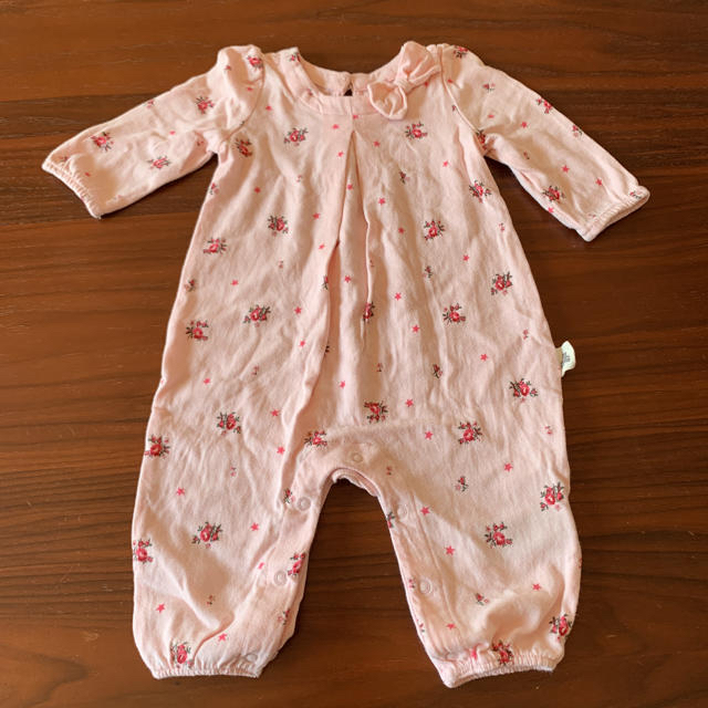 babyGAP(ベビーギャップ)のbabyGap ギャップ   ロンパース  0-3months他カーターズ3点 キッズ/ベビー/マタニティのベビー服(~85cm)(ロンパース)の商品写真