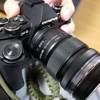 オリンパス(OLYMPUS)のOM-D E-M5 Mark2(デジタル一眼)