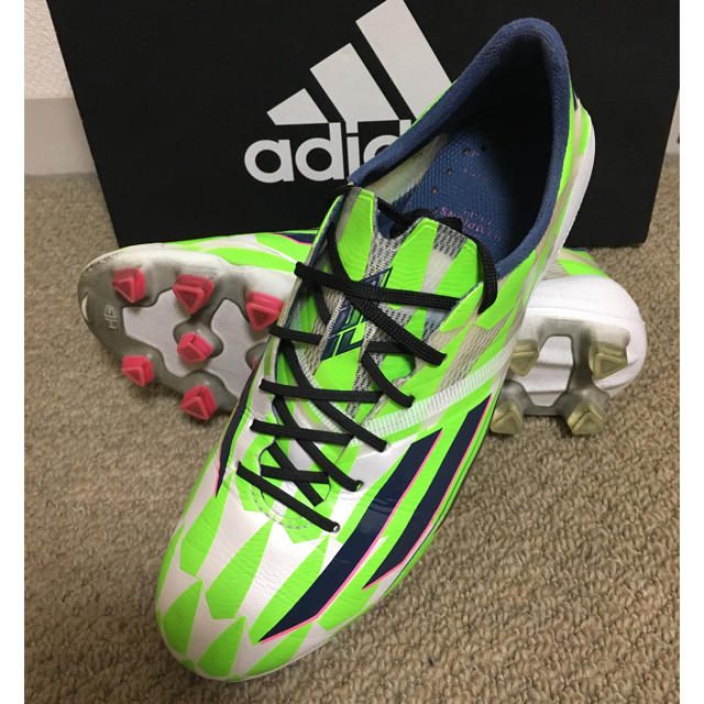 adidas(アディダス)のちょ様専用 adidas F50 アディゼロ4 HG セット売り スポーツ/アウトドアのサッカー/フットサル(シューズ)の商品写真