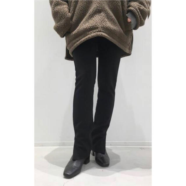 L'Appartement DEUXIEME CLASSE(アパルトモンドゥーズィエムクラス)のWool  Zip  Leggings  ブラック　/   アパルトモン  レディースのレッグウェア(レギンス/スパッツ)の商品写真