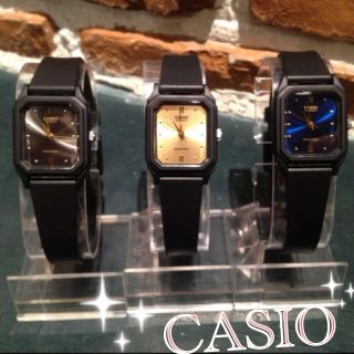 カシオ(CASIO)の新品❤CASIO❤ディープブルー(腕時計)