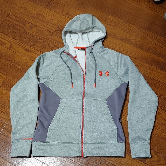 UNDER ARMOUR(アンダーアーマー)のアンダーアーマー　裏起毛パーカー　サイズM メンズのトップス(パーカー)の商品写真