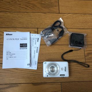 ニコン(Nikon)のNikon デジタルカメラ COOLPIX S6900  ナチュラルホワイト (コンパクトデジタルカメラ)