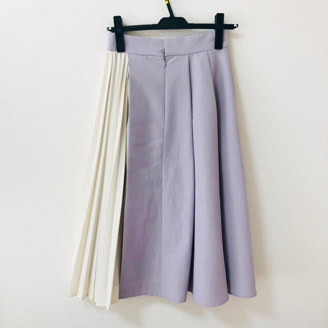 31 Sons de mode(トランテアンソンドゥモード)の配色ラッフル片プリーツスカート レディースのスカート(ひざ丈スカート)の商品写真
