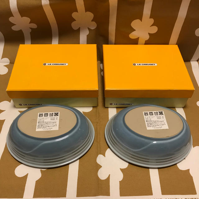 LE CREUSET(ルクルーゼ)の新品 ルクルーゼ  サービングボール コースタルブルー 2個セット インテリア/住まい/日用品のキッチン/食器(食器)の商品写真