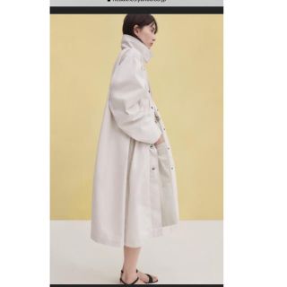 ユニクロ(UNIQLO)の新品　未使用　ユニクロ UNIQLOU ライトロングコート　ナチュラル(ロングコート)