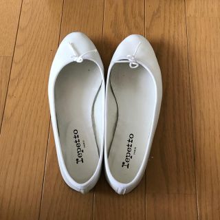 レペット(repetto)の値下げ　レペット　ホワイト　40(バレエシューズ)