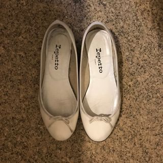 レペット(repetto)の【repetto】サンドリオンエナメル 白（23.5cm）(バレエシューズ)