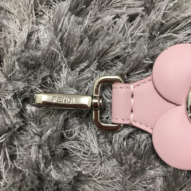 FENDI(フェンディ)の美品✨フェンディ ストラップユー✨フェンディ ミニストラップユー レディースのファッション小物(その他)の商品写真