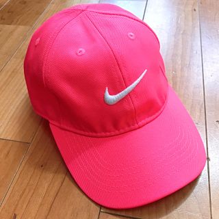 ナイキ ピンク 子供 帽子の通販 23点 Nikeのキッズ ベビー マタニティを買うならラクマ