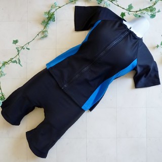 フィットネス水着⑥半袖《19LLサイズ》黒×ブルー＊めくれ防止付き(水着)