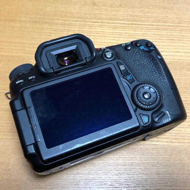 Canon EOS70D＋レンズ(Canon製)、SDカード付