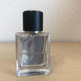 アバクロンビーアンドフィッチ(Abercrombie&Fitch)のAbercrombie&fitch 香水 FIERCE 30ml 残量半分程度(香水(男性用))