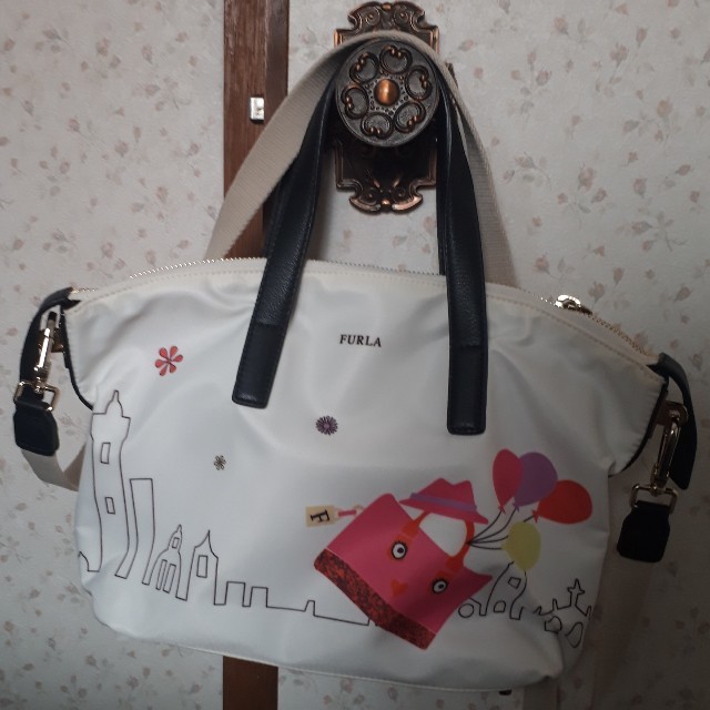 FURLA フルラ　殿内真帆コラボ　2way ナイロンショルダー付きトートバッグ