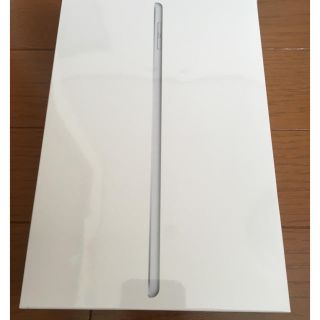 アイパッド(iPad)の【新品未開封】ipad mini5シルバー wifi(タブレット)