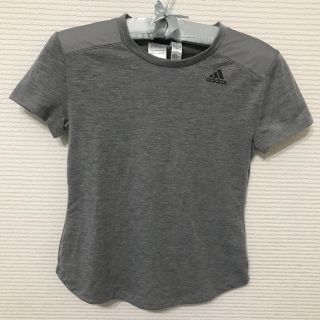 アディダス(adidas)の【佳代子様専用】アディダス　メッシュ地　灰色　Ｔシャツ(ウェア)