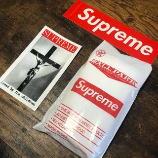 シュプリーム(Supreme)の【ステッカー付】supreme ポンチョ(ポンチョ)