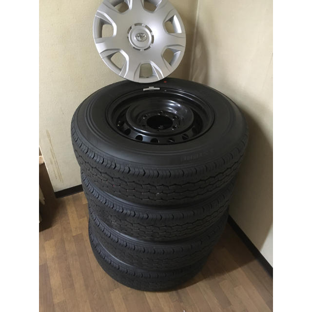 BRIDGESTONE(ブリヂストン)のK415272様専用★ハイエース　スーパーGL 純正タイヤ　15インチ　新車外し 自動車/バイクの自動車(タイヤ・ホイールセット)の商品写真