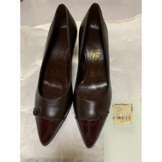 サルヴァトーレフェラガモ(Salvatore Ferragamo)のフェラガモ パンプス ダークブラウンsize4（21.5㎝）1月8日迄セール価格(ハイヒール/パンプス)