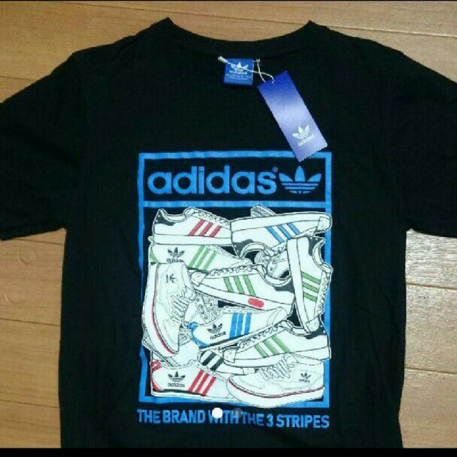 adidas(アディダス)のAdidasTシャツ レディースのトップス(Tシャツ(半袖/袖なし))の商品写真