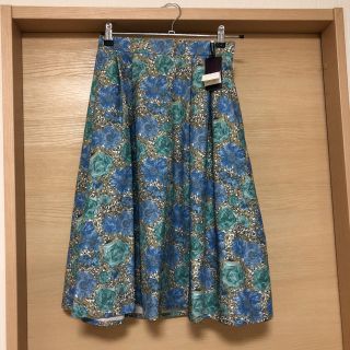 アナトリエ(anatelier)の専用　新品未使用　アナトリエ　リバティ花柄スカートブルー　36(ロングスカート)