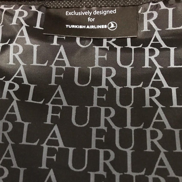 Furla(フルラ)のFURLA トラベルポーチ　黒 レディースのファッション小物(ポーチ)の商品写真