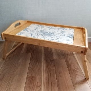 LAURA ASHLEY(机/テーブル)のフリマアイテム一覧 LAURA ASHLEY(机/テーブル)のフリマアイテム一覧