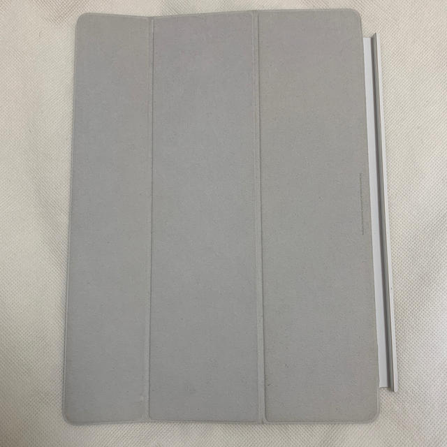 Apple(アップル)のApple iPad Pro 12.9 Smart Cover ホワイト 白 スマホ/家電/カメラのスマホアクセサリー(iPadケース)の商品写真