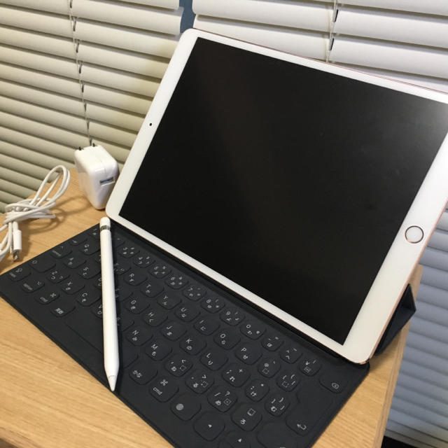 iPad pro 10.5インチ 64GB+キーボード、ペンシル