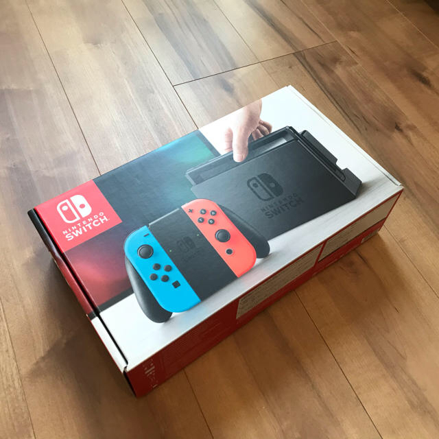 Nintendo Switch Joy-Con ネオンブルー、レッド 【旧型】家庭用ゲーム機本体