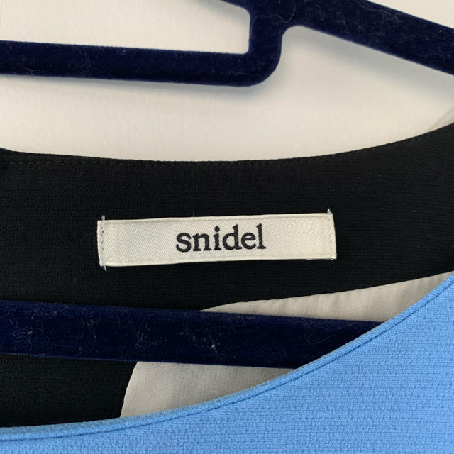 SNIDEL(スナイデル)のワンピース レディースのワンピース(ミニワンピース)の商品写真