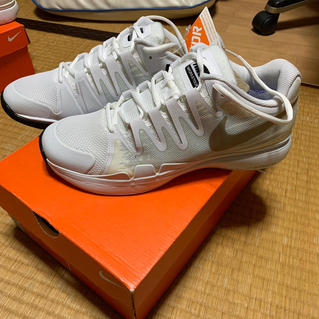 フェデラーZOOM VAPOR TOUR 9.5