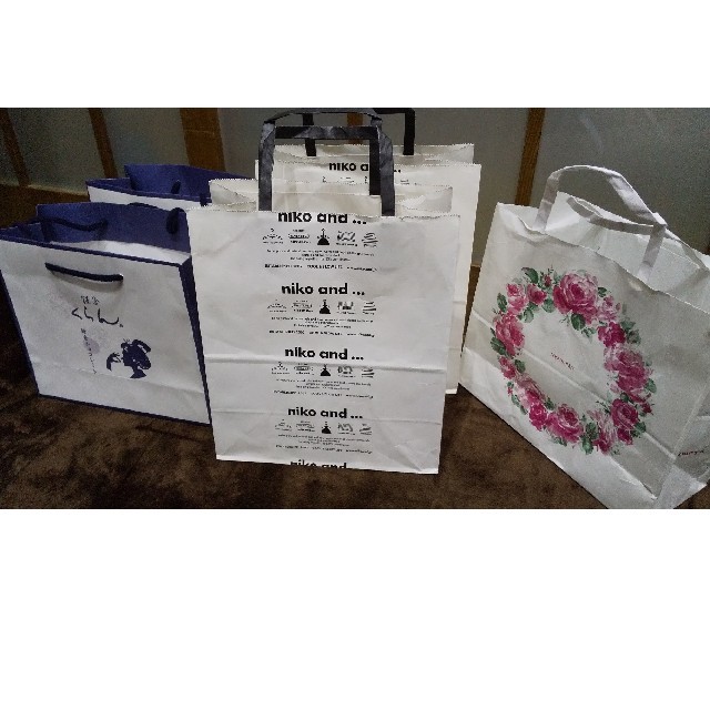 niko and...(ニコアンド)のミニサイズ～ミニミニサイズ紙袋 14枚 レディースのバッグ(ショップ袋)の商品写真