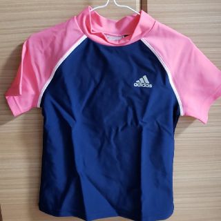 アディダス(adidas)の新品タグ付　ラッシュガード　アディダス　130(水着)