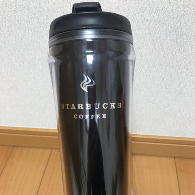 Starbucks Coffee(スターバックスコーヒー)のスターバックス　タンブラー　ブラック インテリア/住まい/日用品のキッチン/食器(タンブラー)の商品写真
