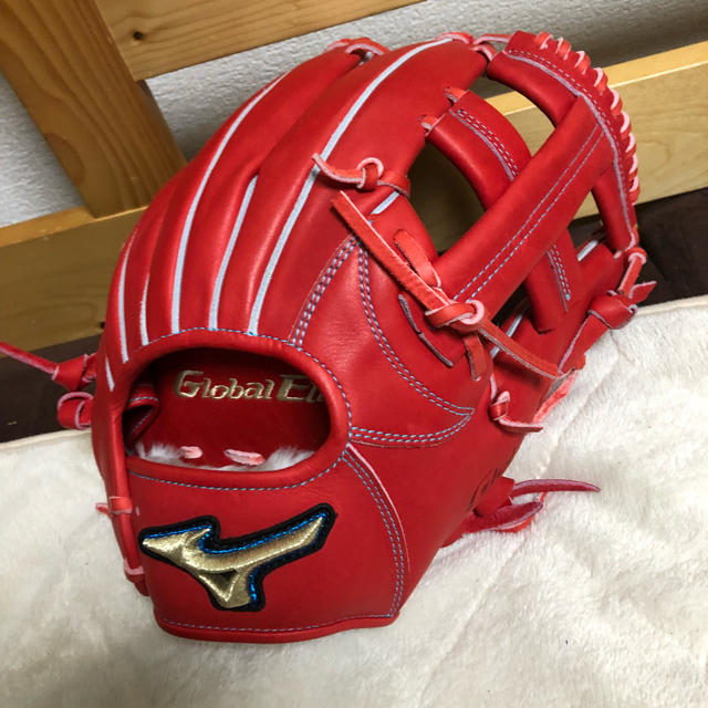 MIZUNO(ミズノ)のミズノ グローバルエリート 軟式グローブ 内野手用 スポーツ/アウトドアの野球(グローブ)の商品写真