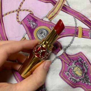 イヴサンローランボーテ(Yves Saint Laurent Beaute)のYSL ルージュ　ヴォリュプテシャイン　No.4(口紅)