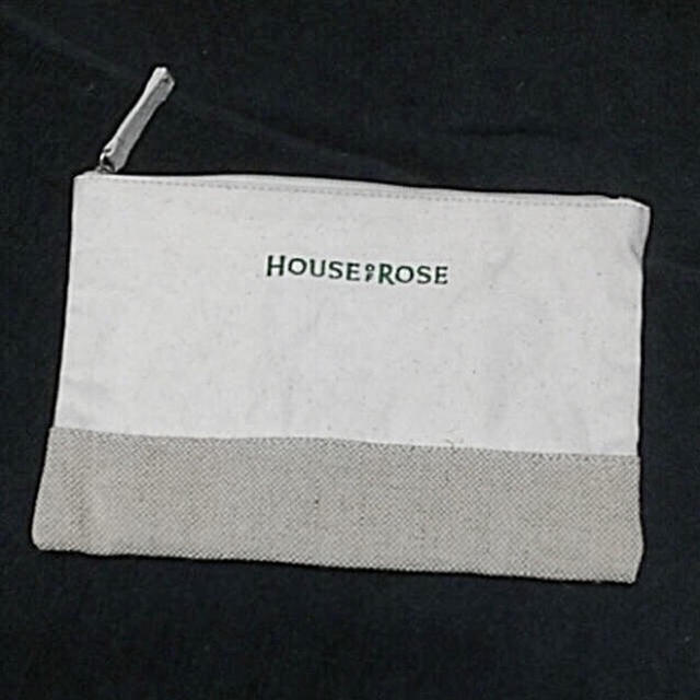 HOUSE OF ROSE(ハウスオブローゼ)の新品❤️HOUSE OF ROSE 布製刺繍入りポーチ レディースのファッション小物(ポーチ)の商品写真