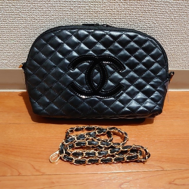 【新品未使用】 CHANEL ノベルティ ショルダーバッグ (BTS テテ着用)