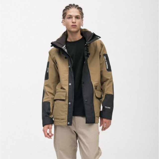 WTAPS × HELLY HANSEN Sherpa