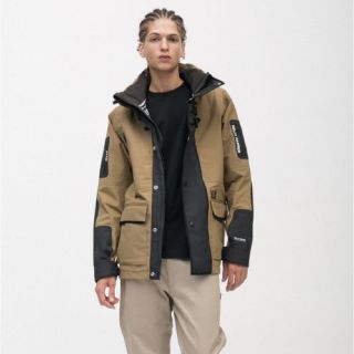 ダブルタップス(W)taps)のWTAPS × HELLY HANSEN Sherpa (マウンテンパーカー)